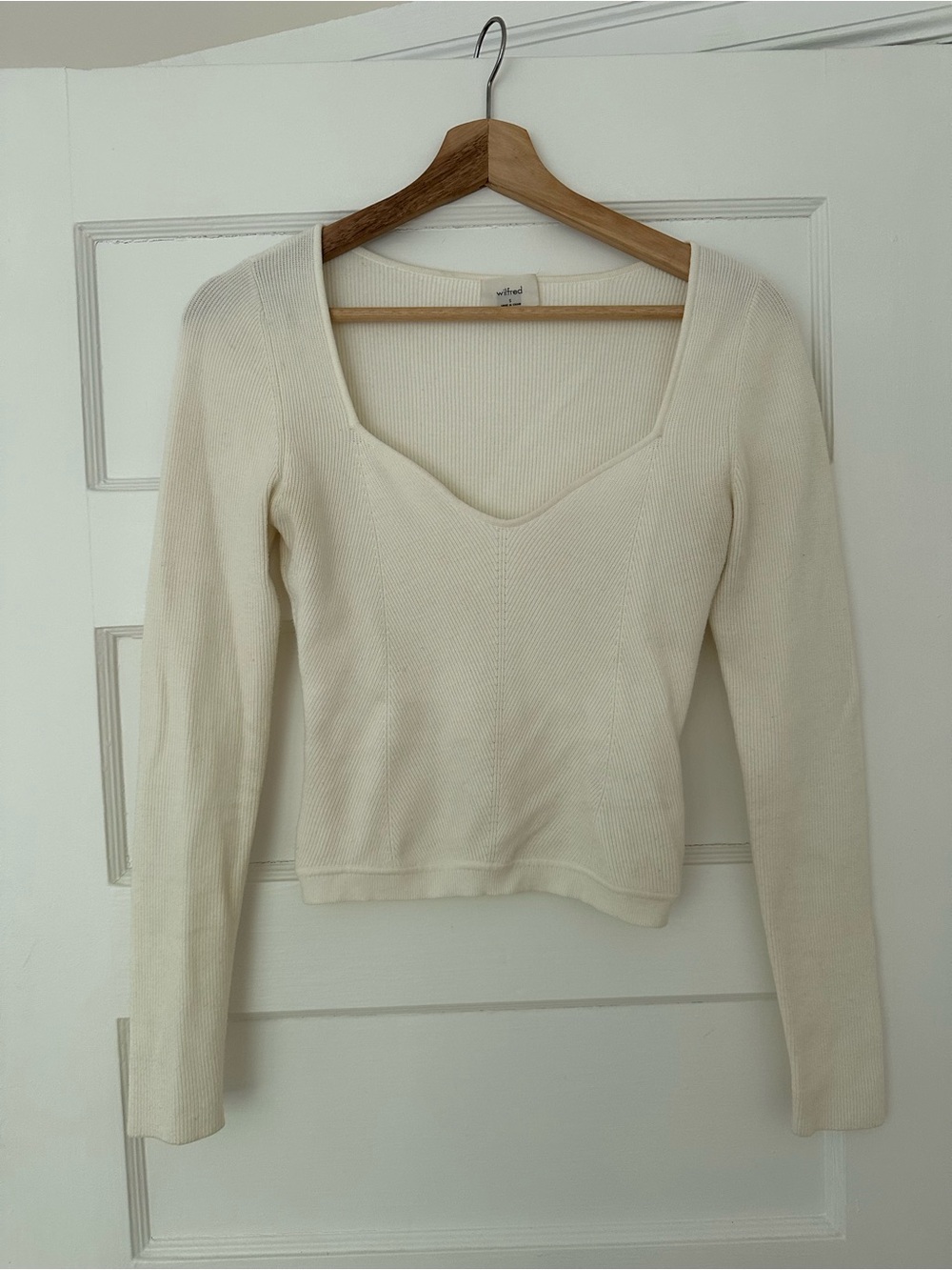 Wilfred Cream Ribbed Sweetheart Neck Sweater